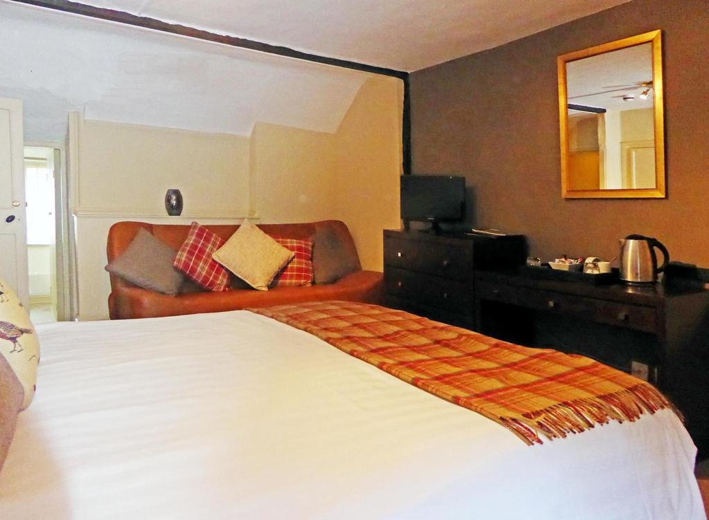 Hotel Hambro Arms Milton Abbas Zimmer foto